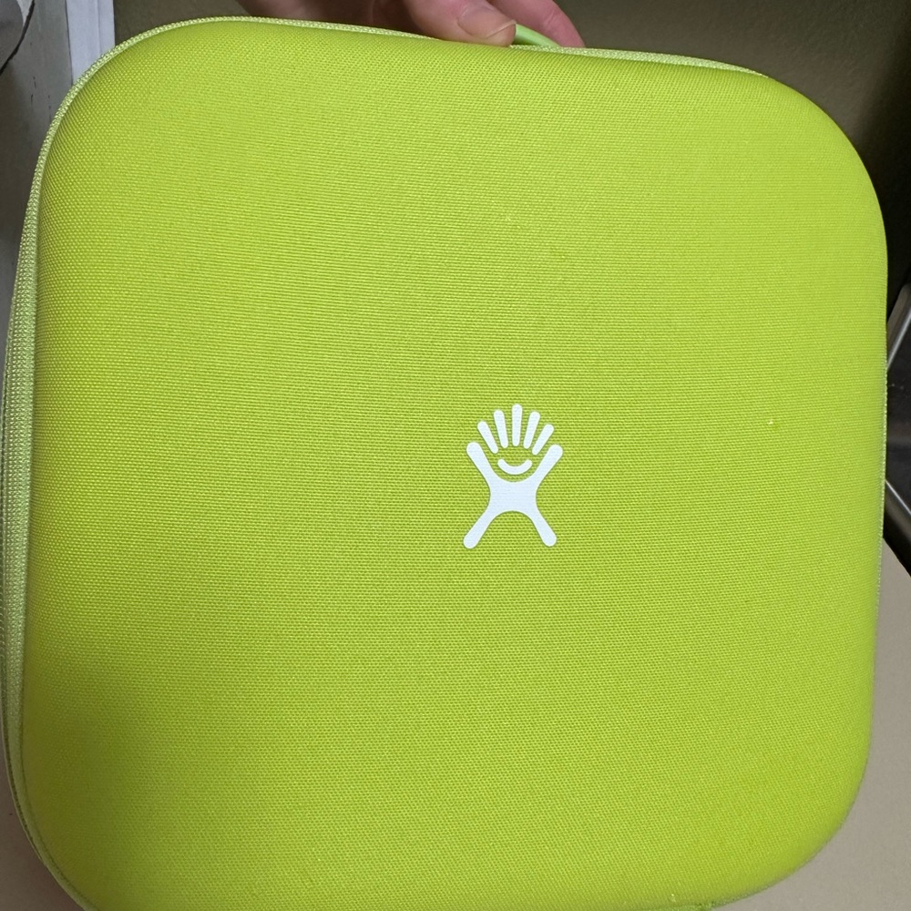 WOW POSHMARK - NWT Authentic Hydro Flask Limited Edition Color Firefly Lunch Box